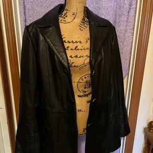 Wilsons Leather Women's Black Notch-Collar Leather Jacket